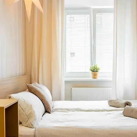 Tranquil Haven: Old Town Proximity Apartment Bratislava Exterior photo